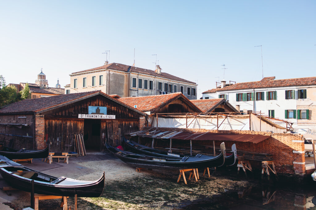 The gondola shipyard